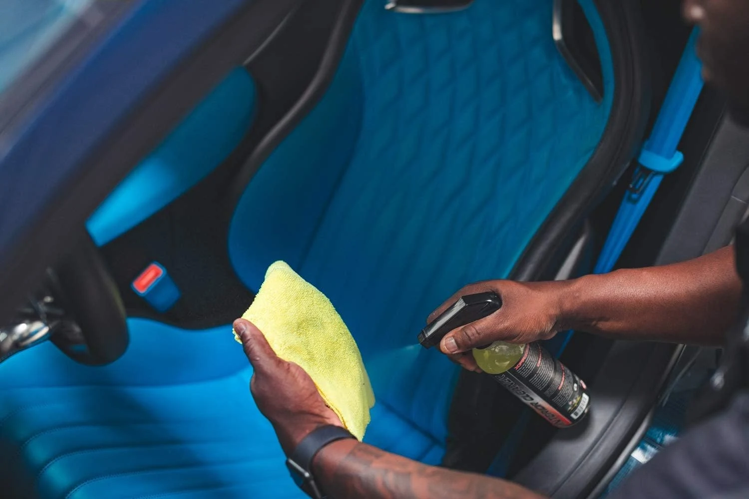 P & S PROFESSIONAL DETAIL PRODUCTS Xpress Interior Cleaner – Safe for Leather, Vinyl, Plastic & More, Removes Dirt, Grease & product photo, view 4 of 7