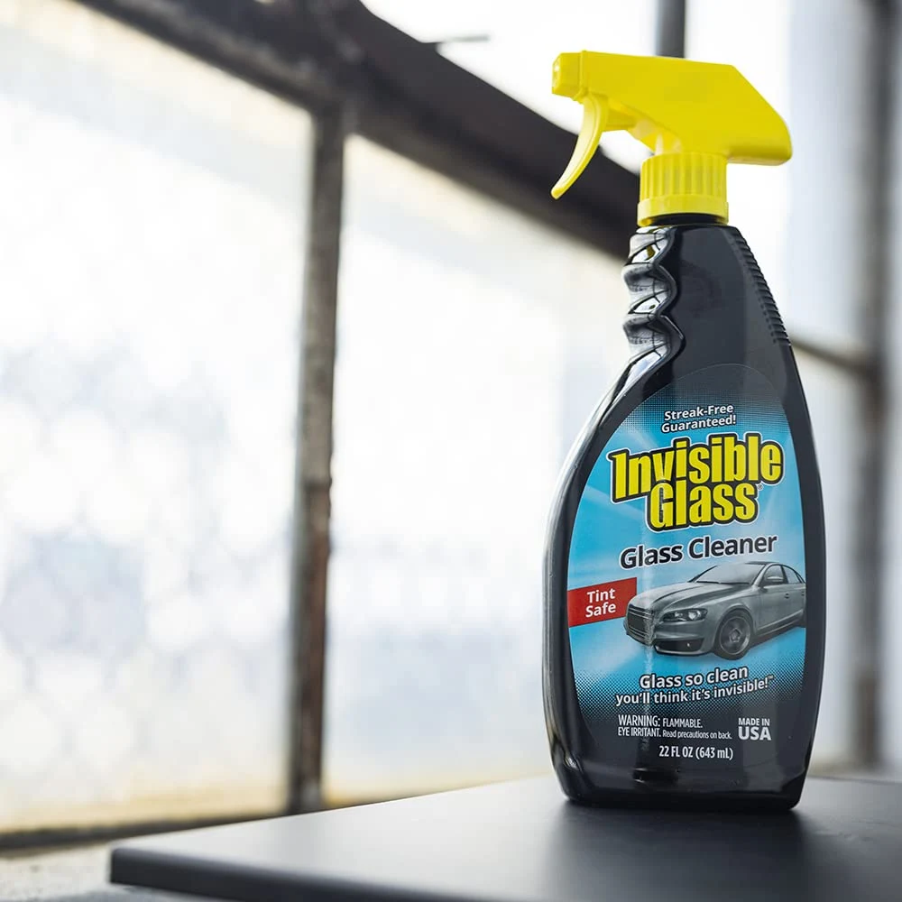 Invisible Glass Auto Glass Cleaner Spray, 22 fl oz, 92164 product photo, view 4 of 7